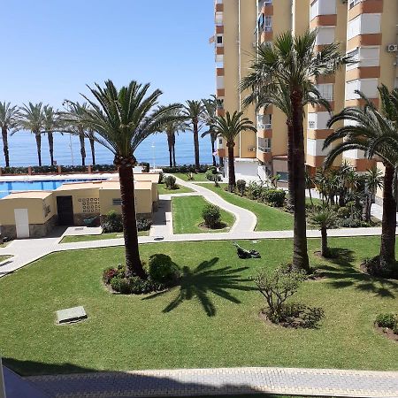 Apartamentos Centro Internacional Algarrobo-Costa Extérieur photo