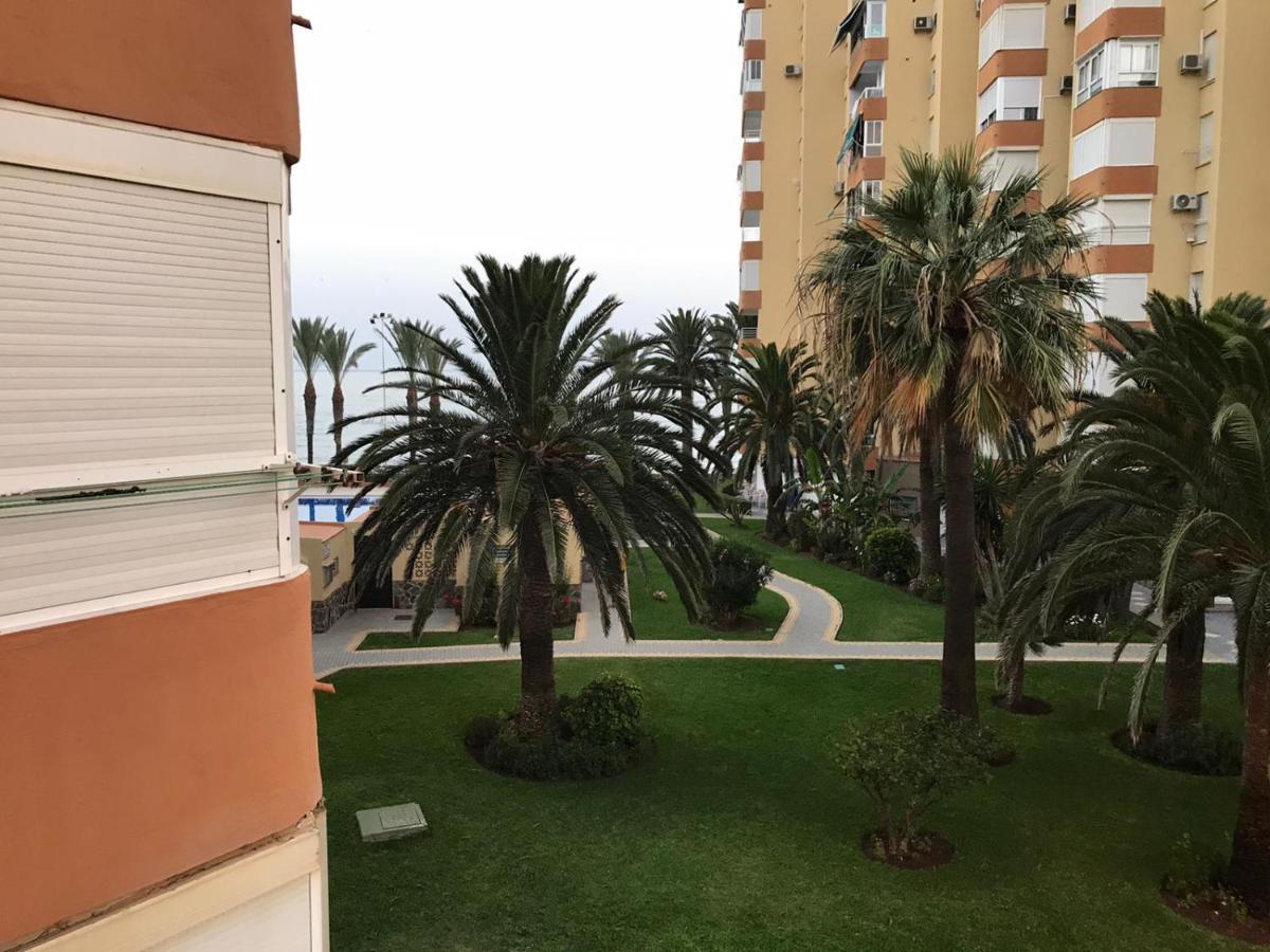 Apartamentos Centro Internacional Algarrobo-Costa Extérieur photo